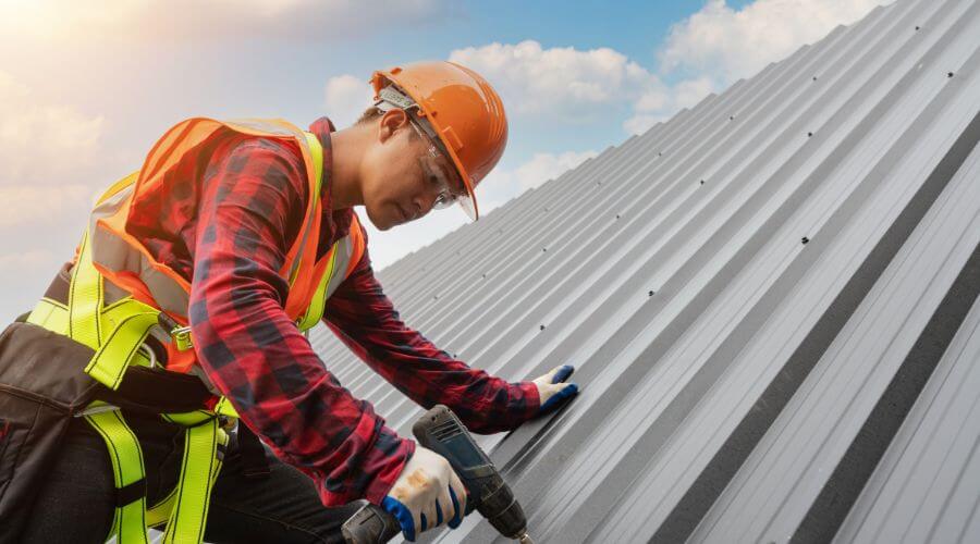 GAF certified roofer in Gilbert, IA